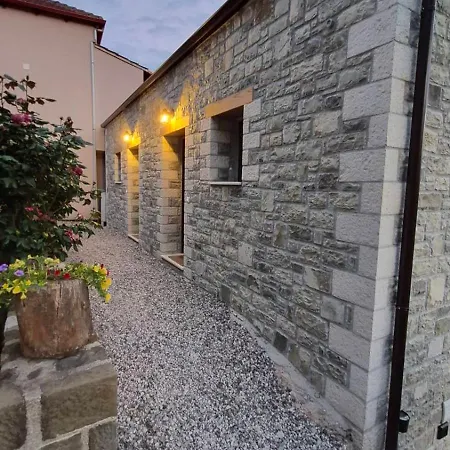 Stone Loft Karpeníszi